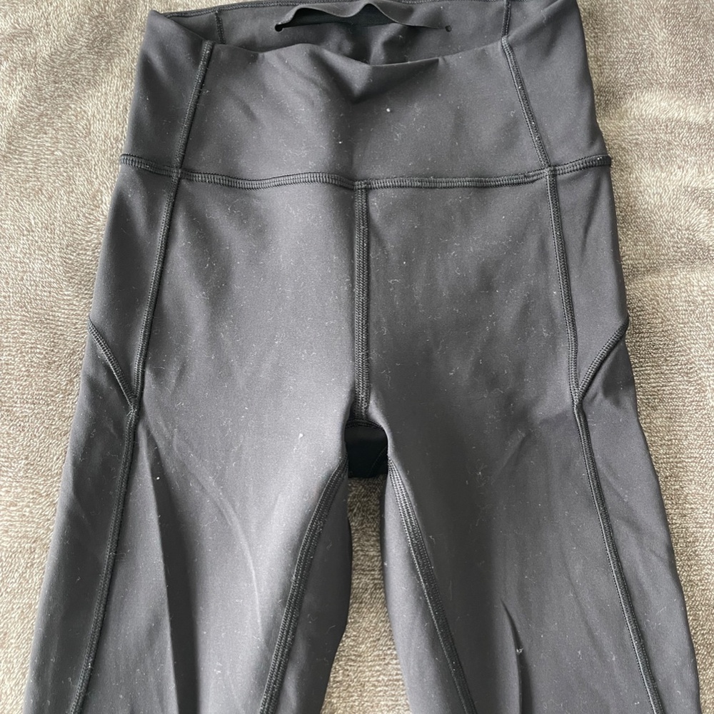 Lululemon In Movement Tight 25" - Picture 2 of 4